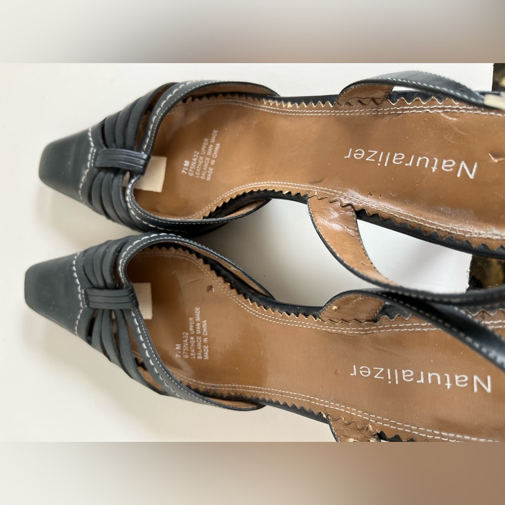 Naturalized Navy Leather Sling -back Pumps size 7 1/2. - Picture 9 of 9